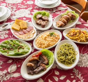 Culinária Italiana com diversos pratos